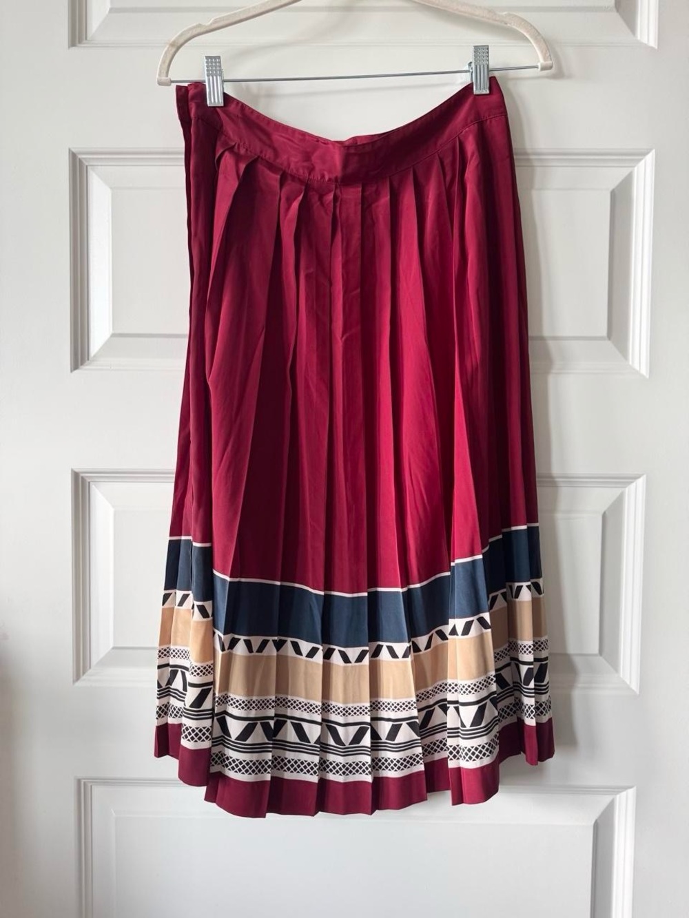 Liz Claiborne Red, Navy & Tan Midi Skirt Set - Picture 12 of 14